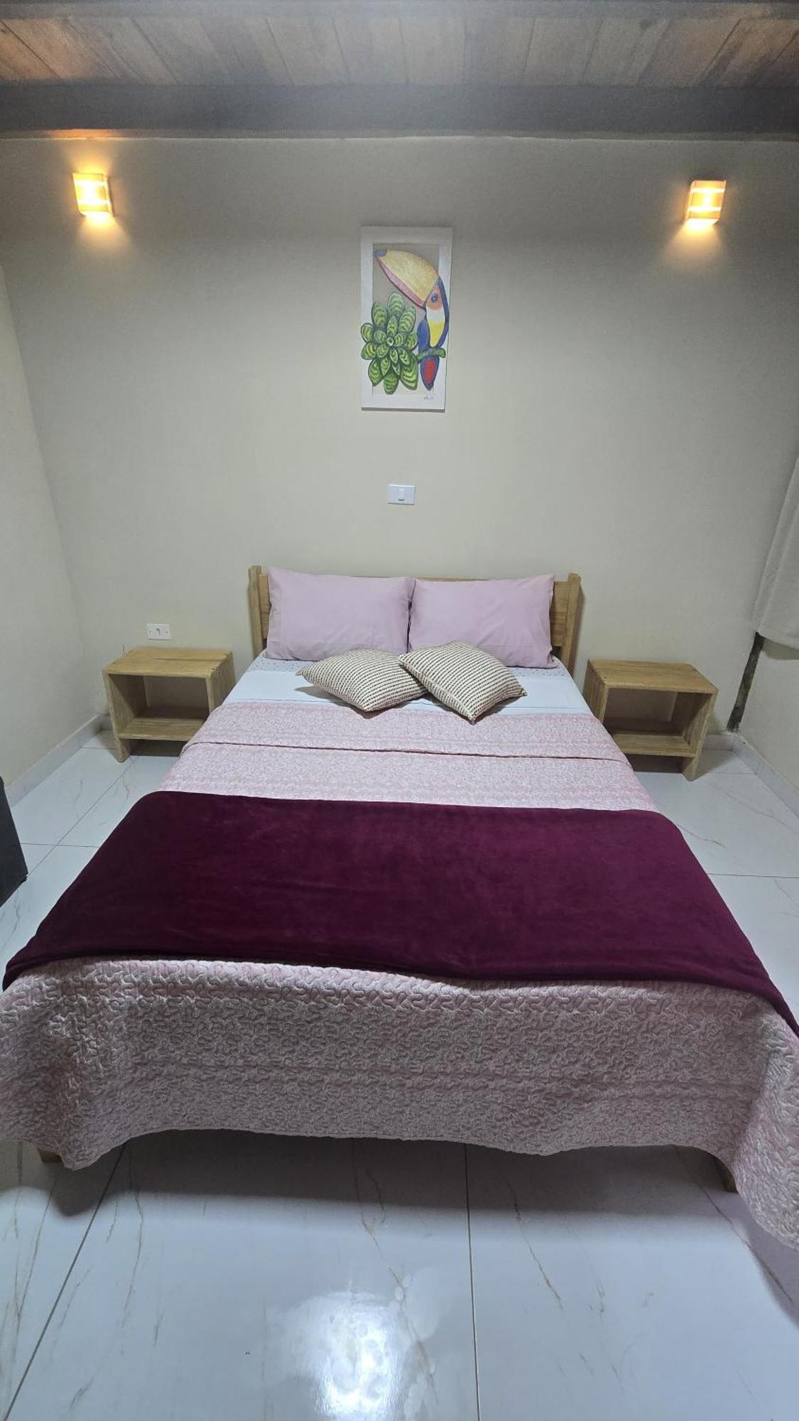Pousada Dona Carmem Ubatuba Quarto foto